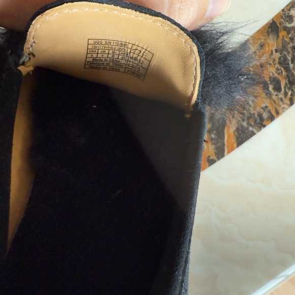 New UGG Kaley Wisp Genuine Shearling Trim Loafer 6 - Picture 4 of 8